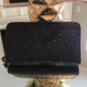Tory Burch Fleming Wallet